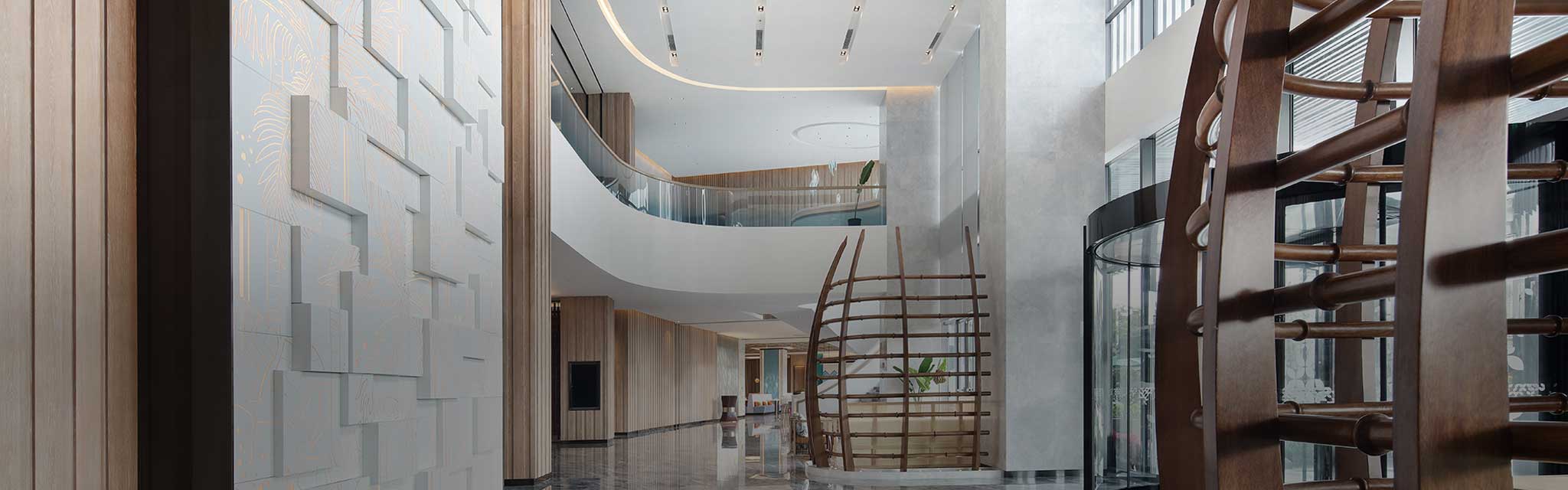 Hilton Garden Inn Sanya Lobby 01